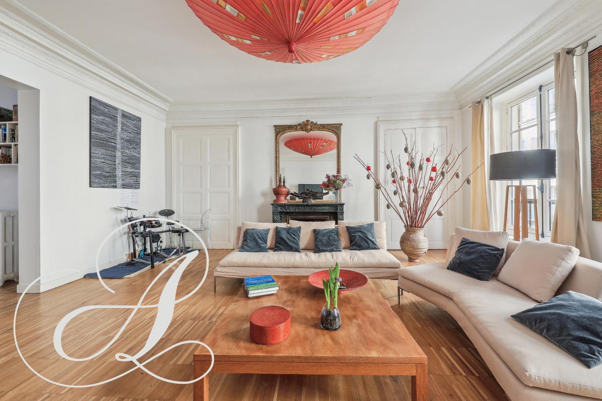 Apartment Philosophy, Luxury For 6 In Madeleine